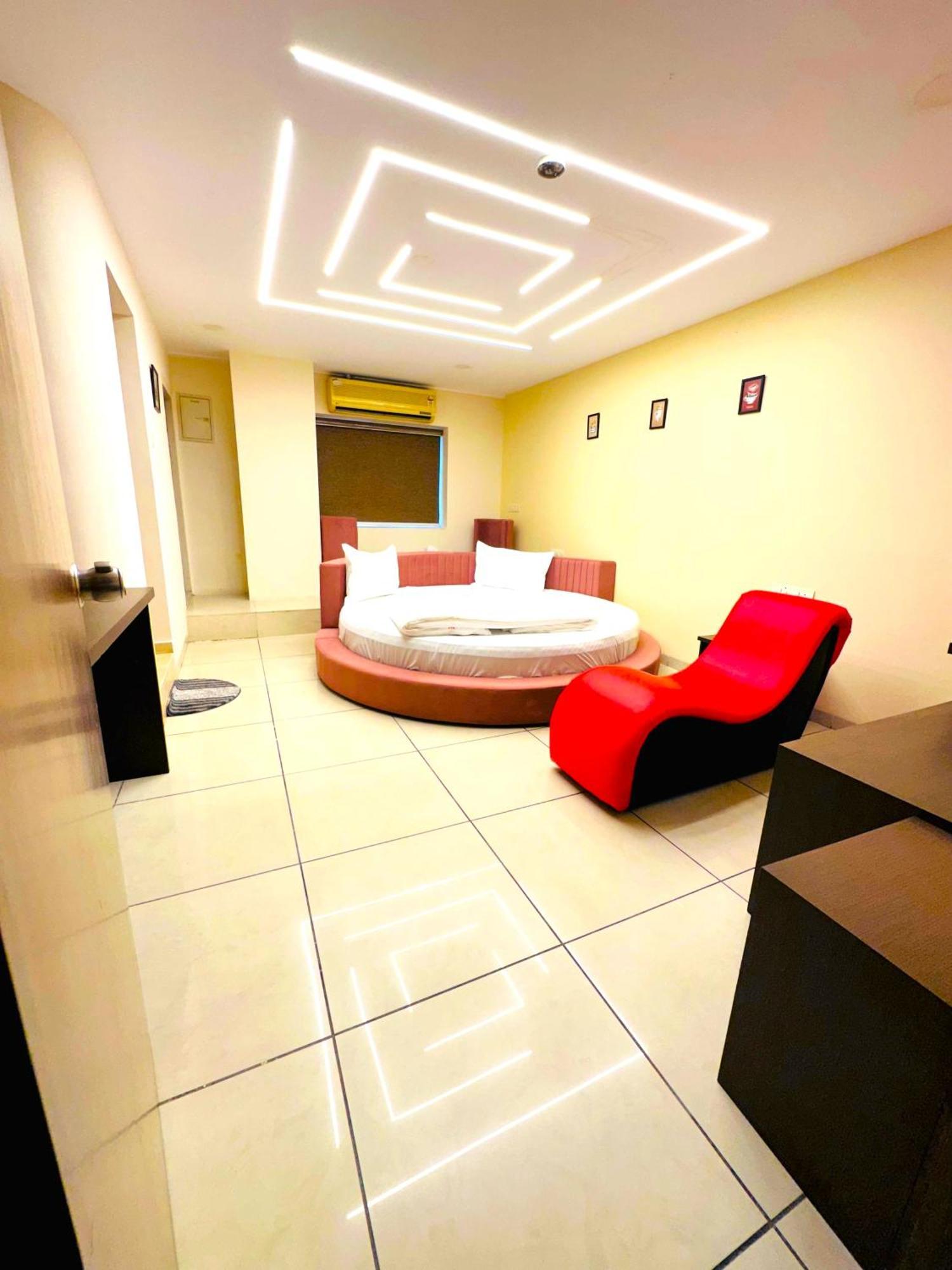 Aundh Elite Stay Pune Exterior foto