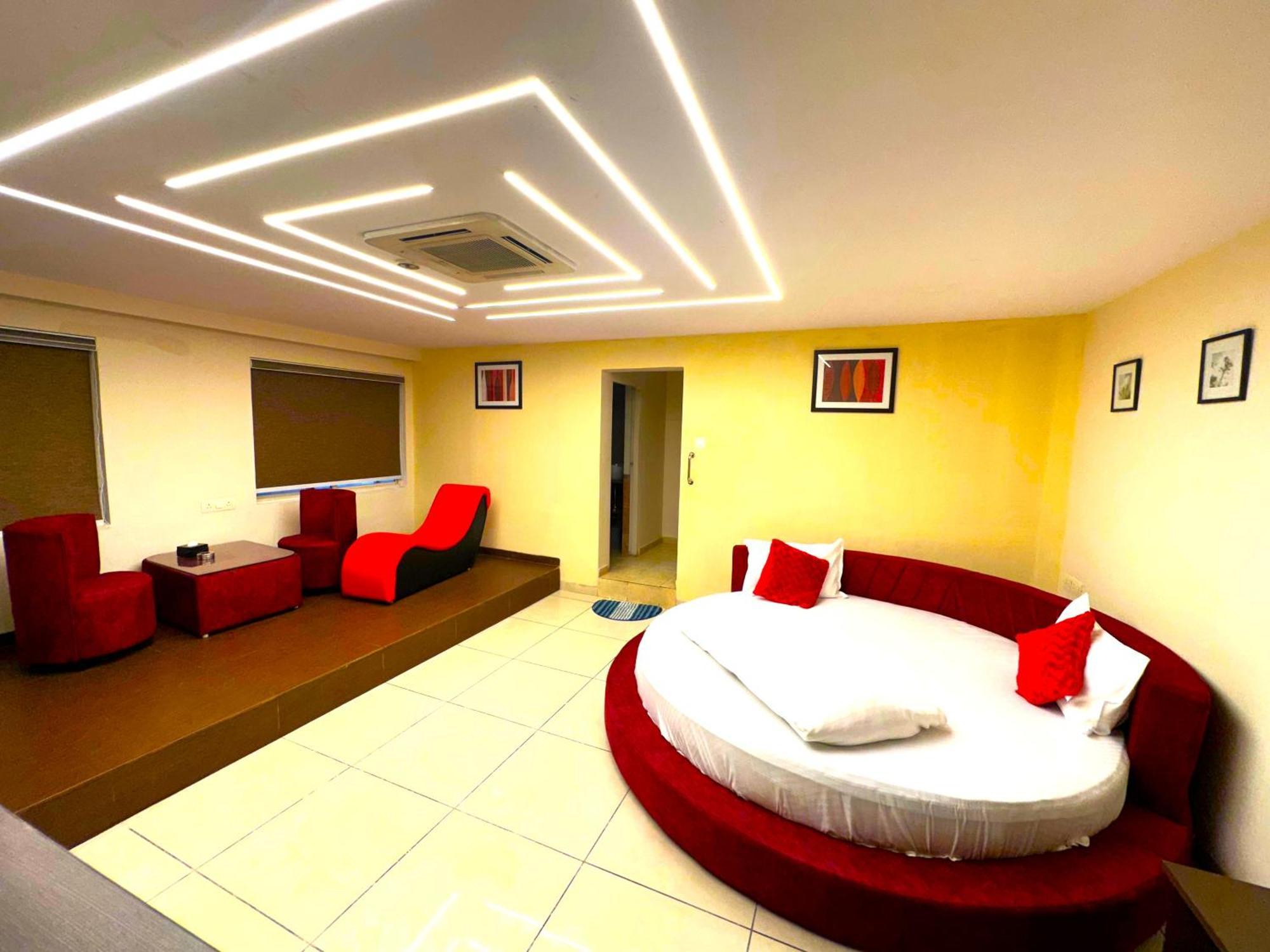 Aundh Elite Stay Pune Exterior foto