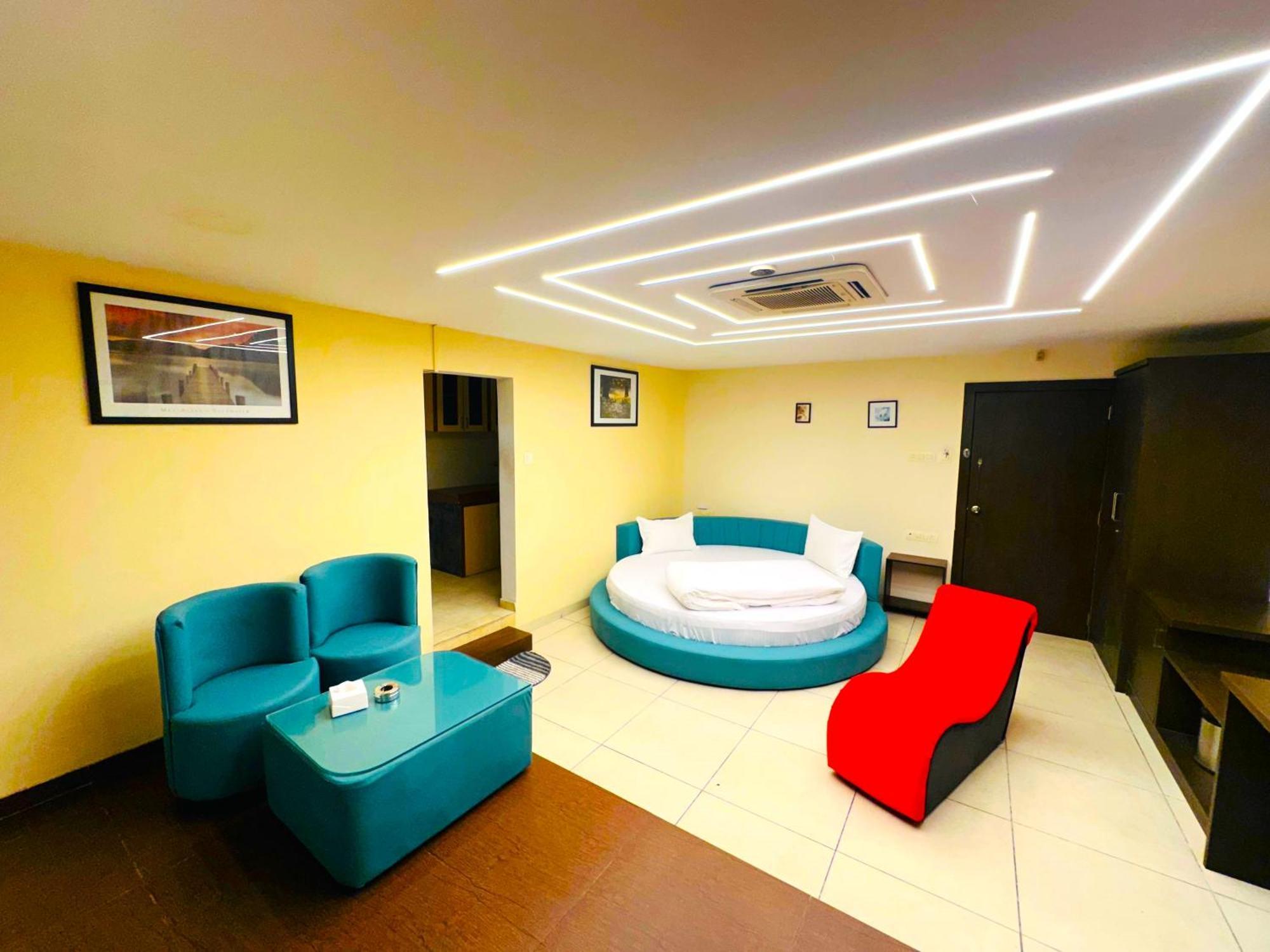 Aundh Elite Stay Pune Exterior foto